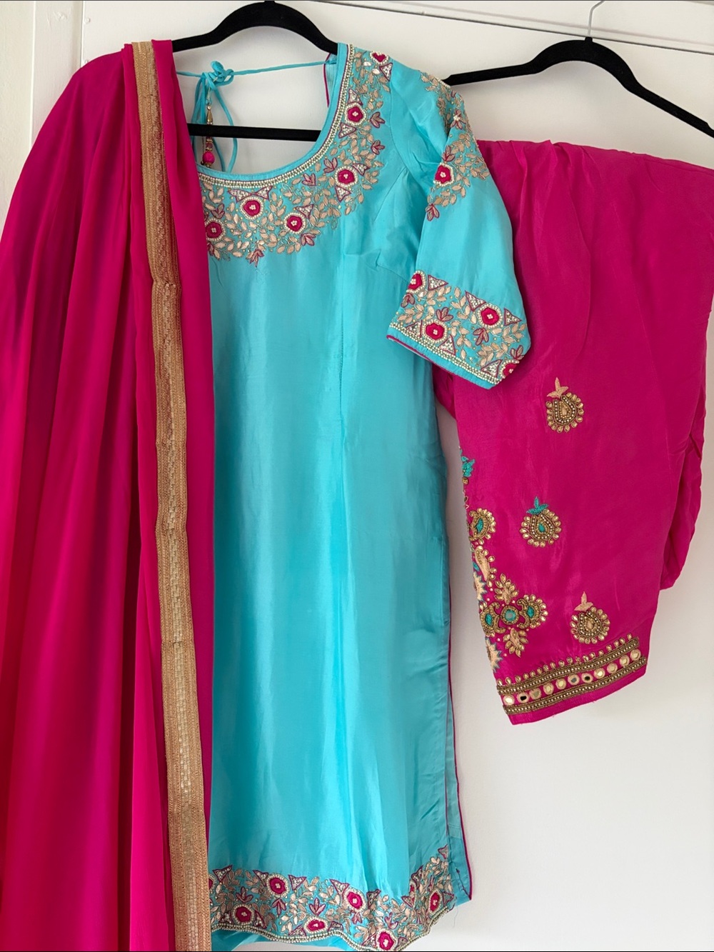 Party outfit Turquoise and Fuchsia Embroidered Women Salwar 3 piece Indian suit